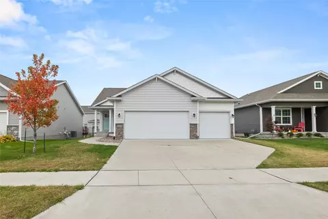 4209 NW Countrywood Dr, Ankeny, IA 50023