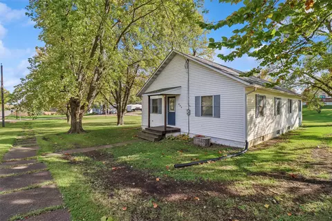 604 5th St, Bussey, IA 50044