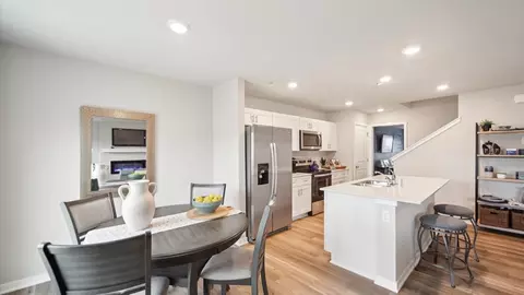 523 Kinley Dr, Waukee, IA 50263 photo 7