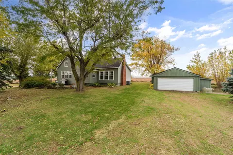 1893 Magnolia Rd, Woodward, IA 50276
