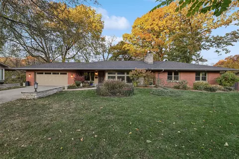 3605 Davisson Rd, Des Moines, IA 50310