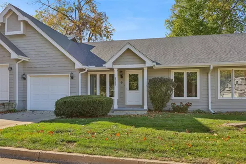 4522 71st St, Urbandale, IA 50322
