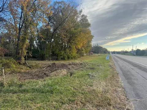 1970 E Army Post Rd, Des Moines, IA 50320
