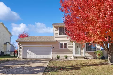500 SE Cardinal Ln, Waukee, IA 50263