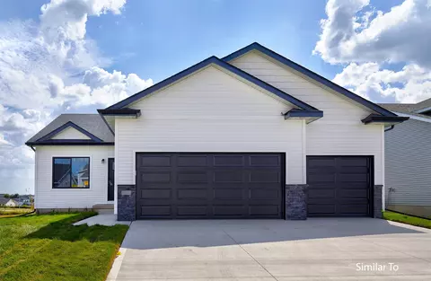 1718 22nd Ave SE, Altoona, IA 50009