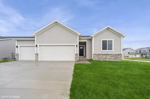 1303 NW Benjamin Dr, Ankeny, IA 50023
