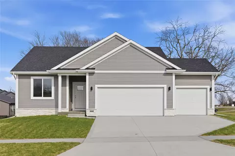 900 Walnut Dr, Norwalk, IA 50211