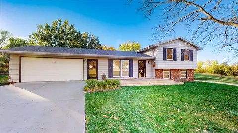 624 N Division St, Stuart, IA 50250