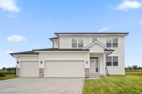 327 41st St SW, Altoona, IA 50009
