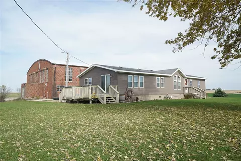 3088 Jordan Ave, Orient, IA 50858