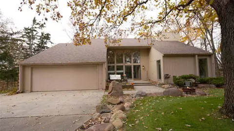 4015 Mathews Rd, Ames, IA 50014