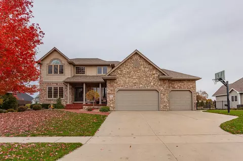 1214 NE 29th St, Ankeny, IA 50021