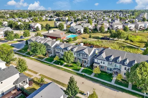 52 SE Booth Ave, Waukee, IA 50263