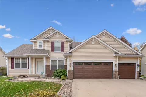 5920 NW 97th St, Johnston, IA 50131