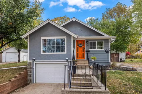 1215 Merle Hay Rd, Des Moines, IA 50311