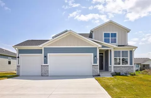 90 NW Ashley Ct, Waukee, IA 50263