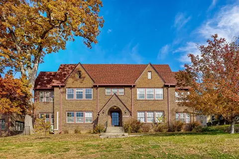 4341 Grand Ave #4, Des Moines, IA 50312