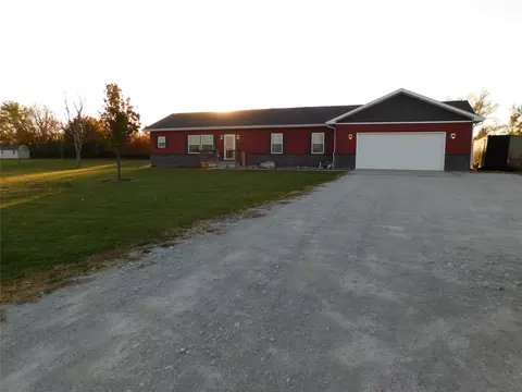 937 Jaxsen Pl, Ogden, IA 50212