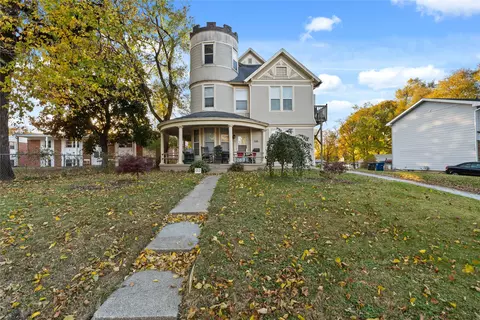 1418 E 9th St, Des Moines, IA 50316