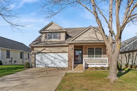 7955 Wistful Vista Dr #12, West Des Moines, IA 50266