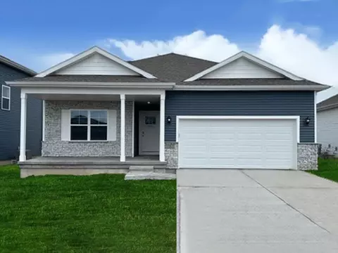 3560 Azalea Dr, Waukee, IA 50263