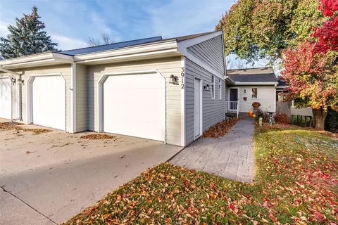 3912 Stone Brooke Cir, Ames, IA 50010