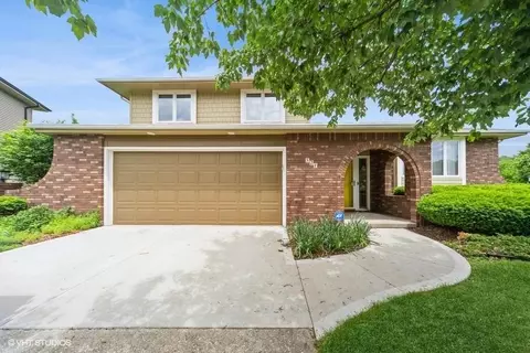 521 51st St, West Des Moines, IA 50265