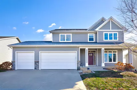 1885 Kimball Ln, Waukee, IA 50263