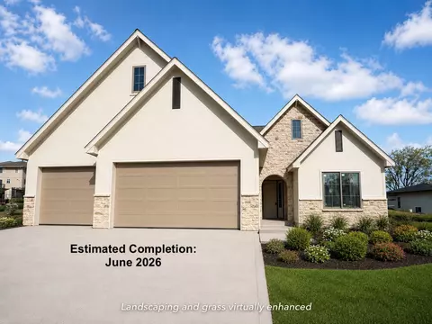 9013 Timberwood Dr, Johnston, IA 50131