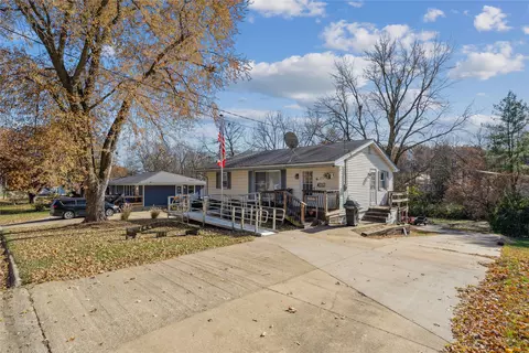 610 E Competine St, Knoxville, IA 50138