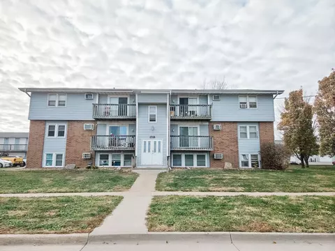 1718 1804 Dolores St, Knoxville, IA 50138