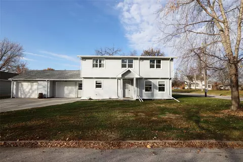931 Moore St, Stratford, IA 50249