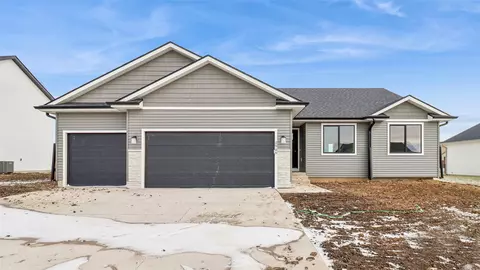 2909 6th Ave SW, Altoona, IA 50009