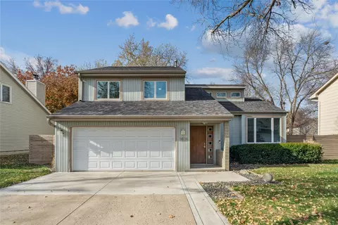 1474 NW 90th St, Clive, IA 50325