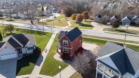 2115 SW Sugarberry Ct, Ankeny, IA 50023