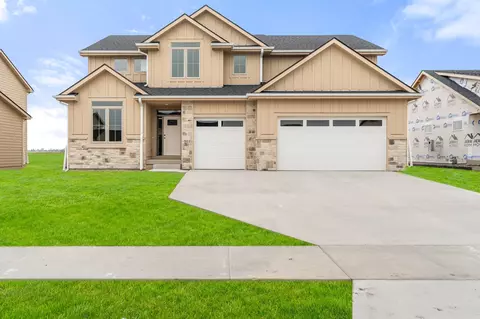 504 NE 59th St, Ankeny, IA 50021