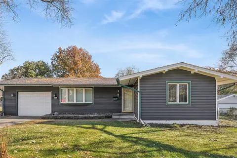3941 30th St, Des Moines, IA 50310