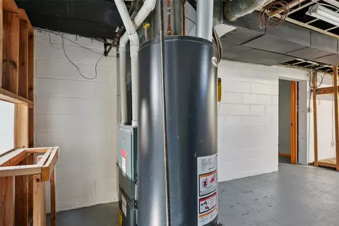 Other - 3941 30th St, Des Moines, IA 50310 photo 3 of 8