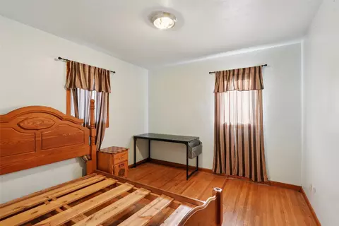 Bedroom - 3941 30th St, Des Moines, IA 50310 photo 3 of 5