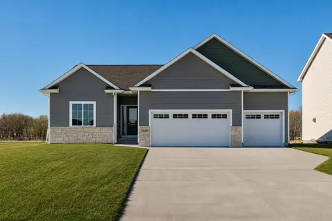 3827 NW Reinhart Dr, Ankeny, IA 50023