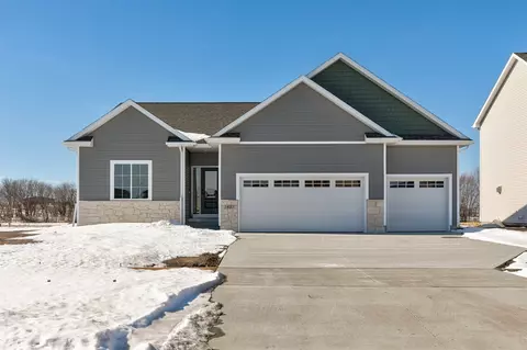3827 NW Reinhart Dr, Ankeny, IA 50023