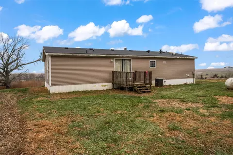 5211 S 70th Ave E, Reasnor, IA 50232