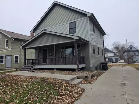 1131 28th St, Des Moines, IA 50311
