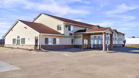 1521 S G Ave, Nevada, IA 50201