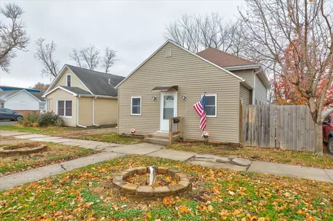 1819 5th St, Perry, IA 50220