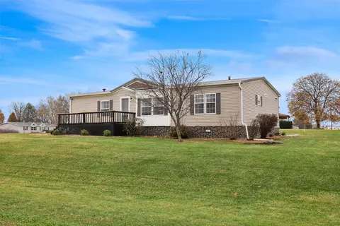 505 1st St, Menlo, IA 50164