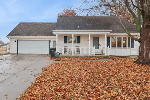 509 N Claire St, Prairie City, IA 50228