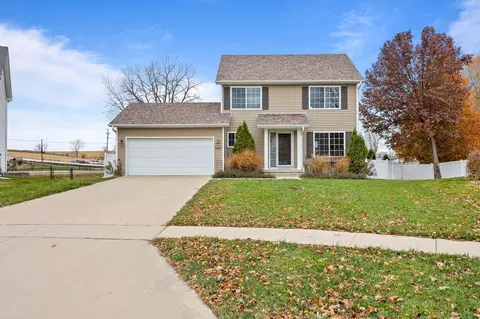 2449 Pine Ct, Van Meter, IA 50261
