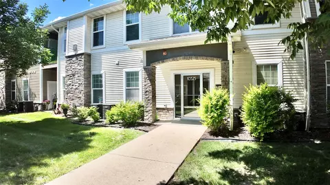 10325 Providence Dr #104, Johnston, IA 50131
