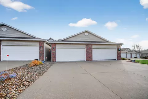730 Kitterman Cir, Norwalk, IA 50211